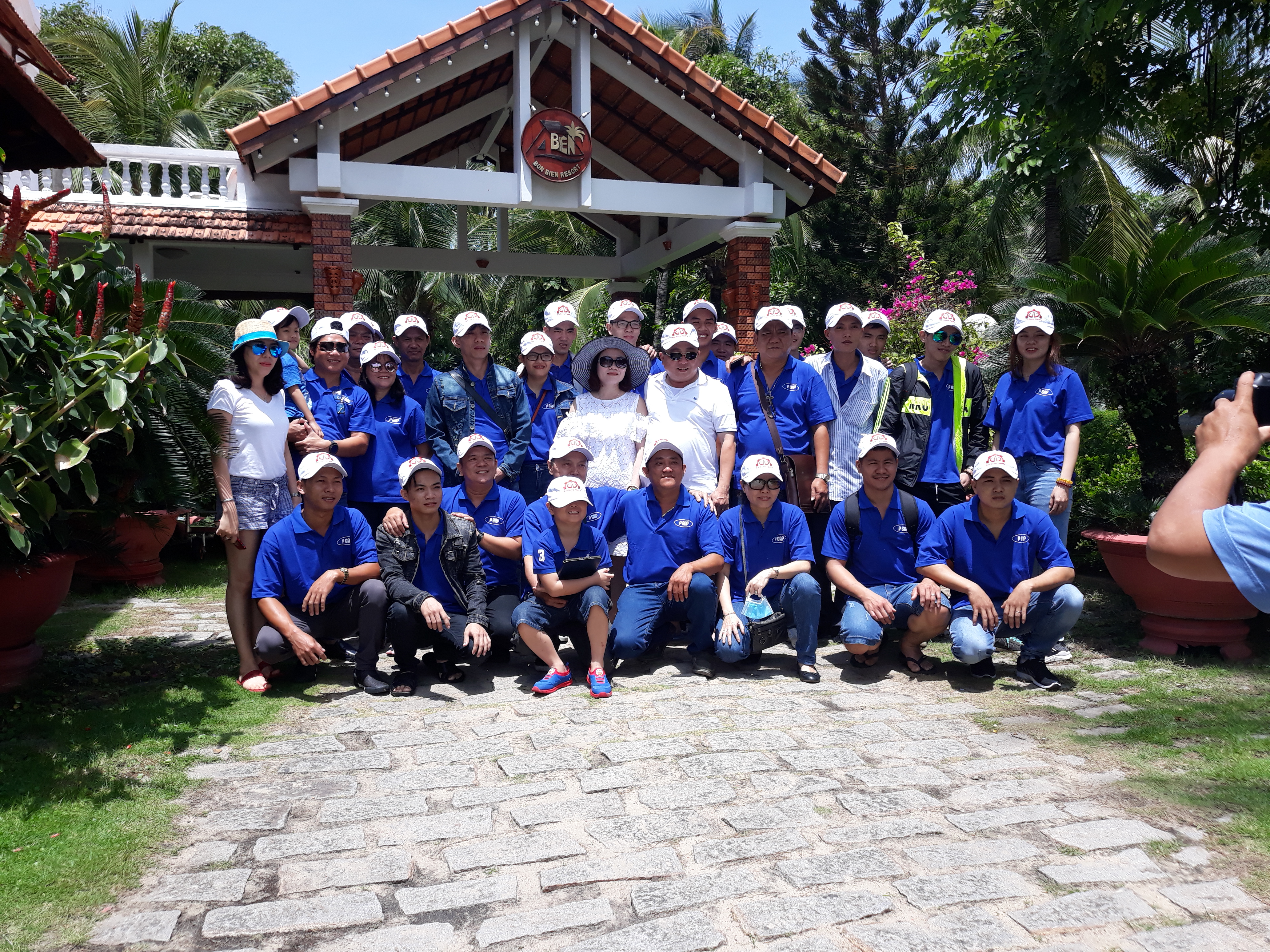 Đức Dũng Pacific Teambuilding 2018: Chung lòng vượt sóng